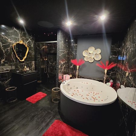 O' Plaisirs Interdits - Loveroom Caen Ngoại thất bức ảnh