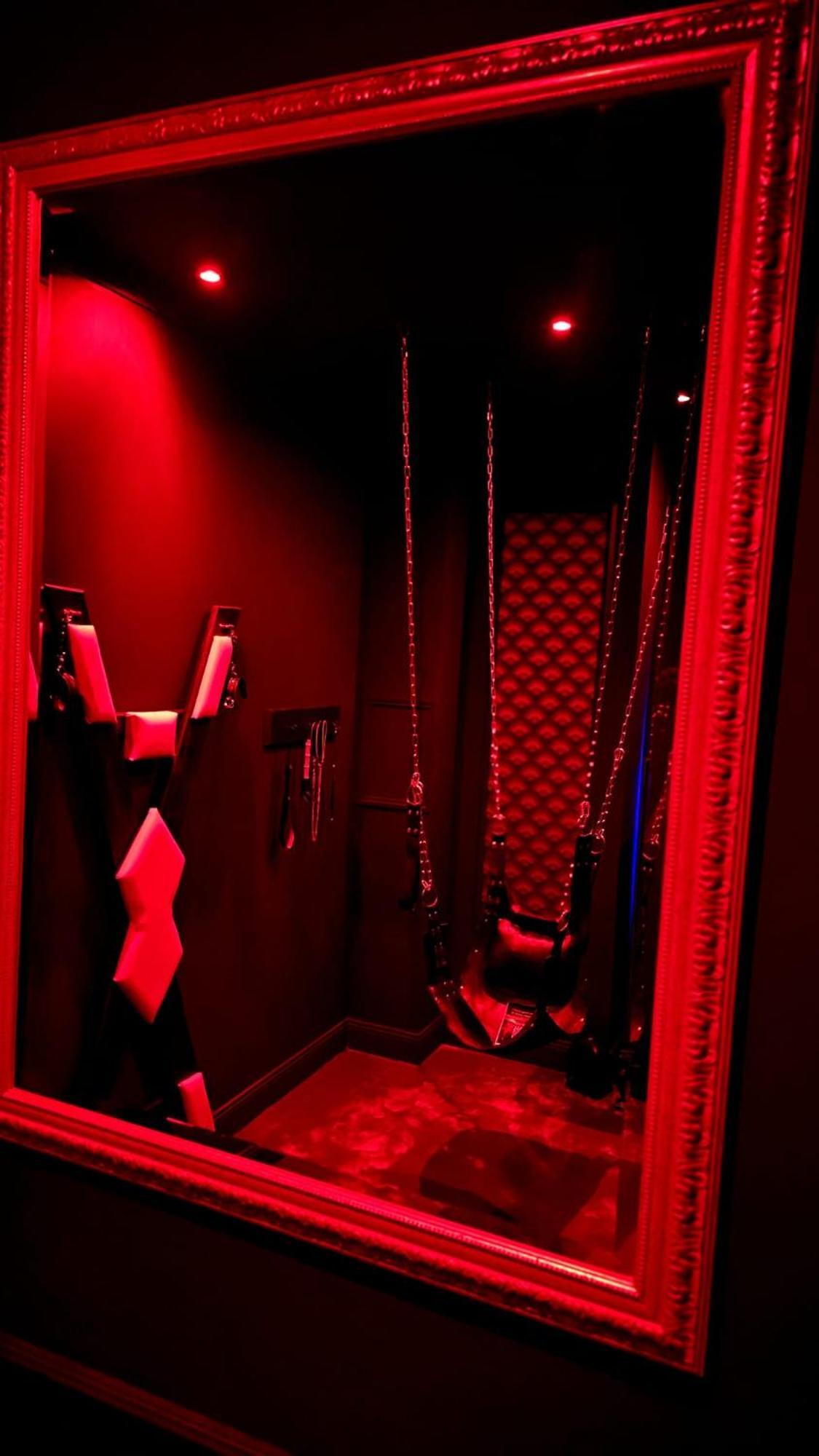 O' Plaisirs Interdits - Loveroom Caen Ngoại thất bức ảnh